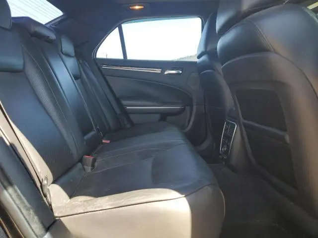 2011 CHRYSLER 300C   