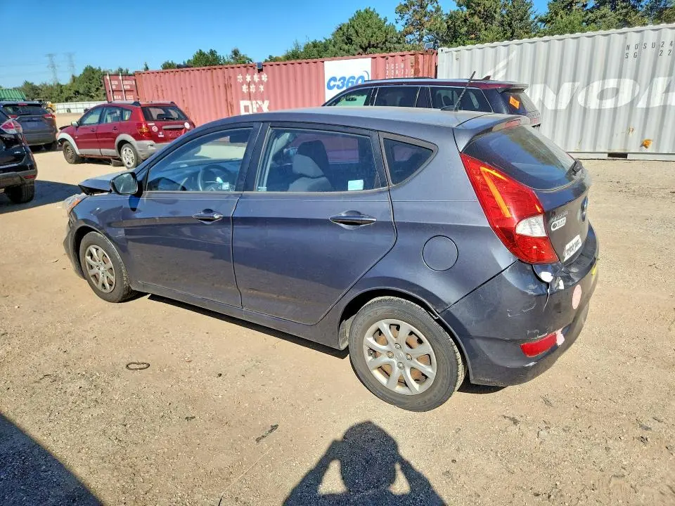 2012 HYUNDAI ACCENT GS  