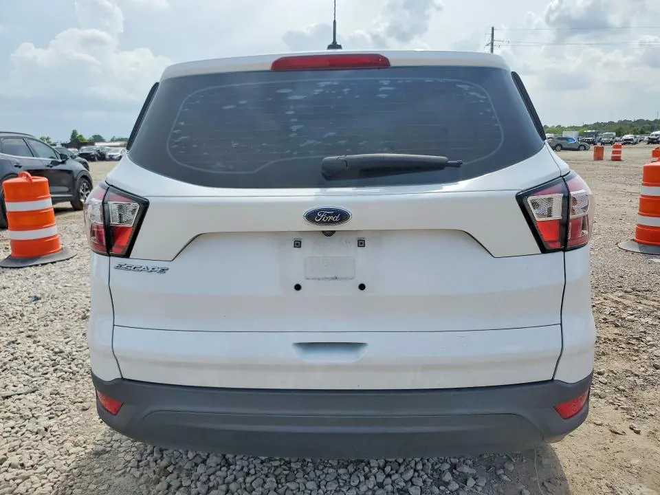2018 FORD ESCAPE S  