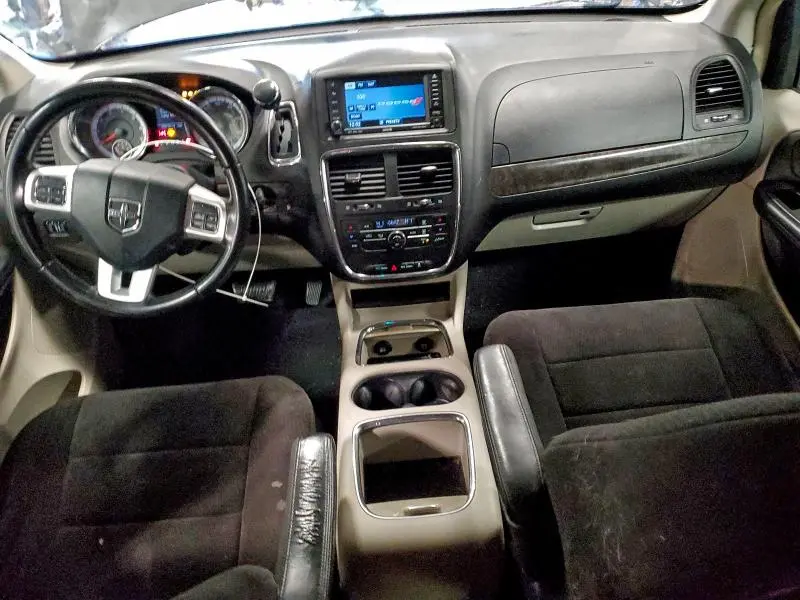 2011 DODGE GRAND CARAVAN CREW  