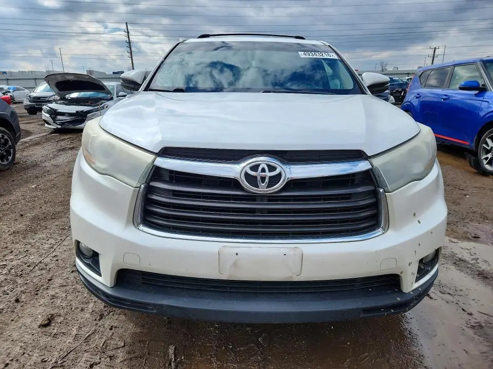 2016 TOYOTA HIGHLANDER LE PLUS  