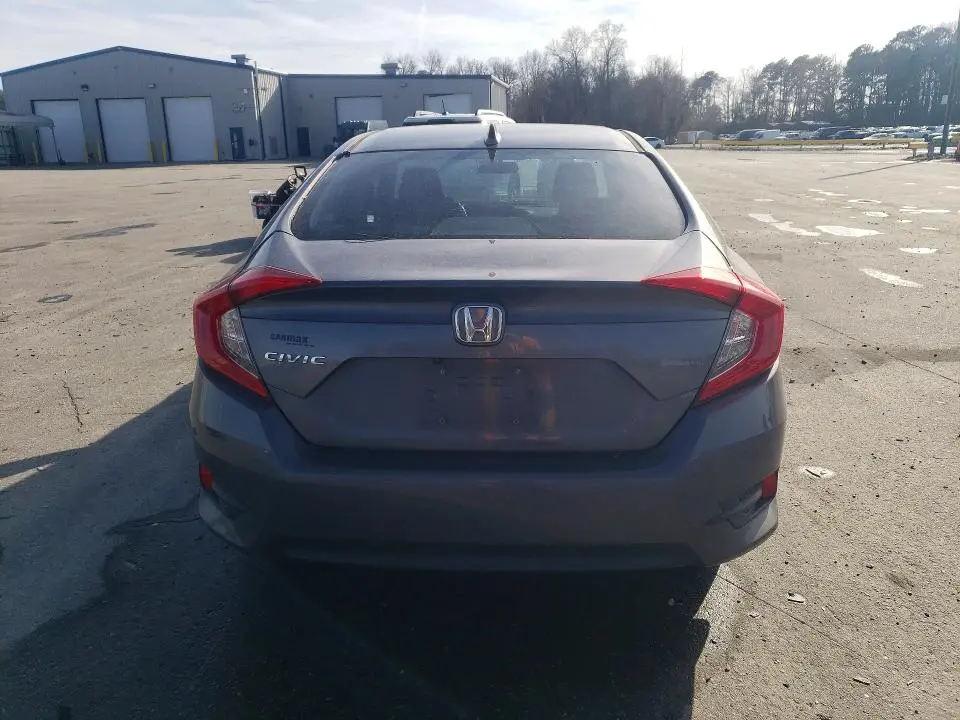 2018 HONDA CIVIC EX  