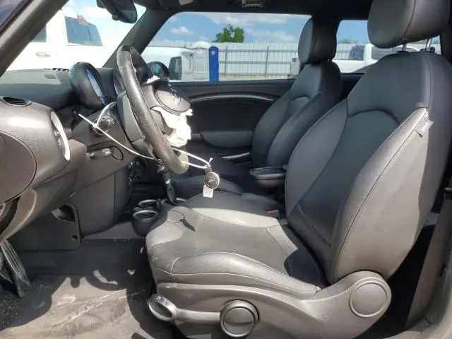 2013 MINI COOPER S
