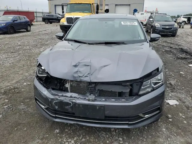 2019 VOLKSWAGEN PASSAT WOLFSBURG  