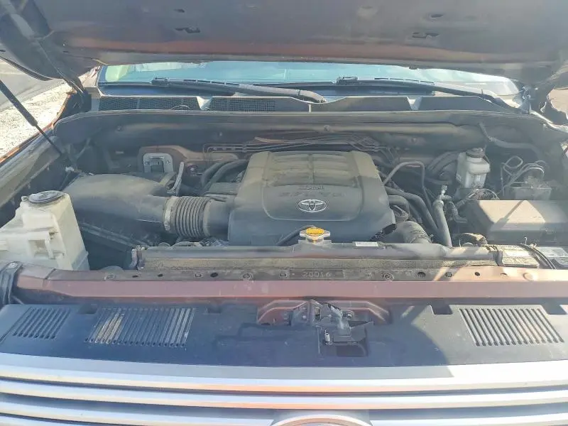 2017 TOYOTA TUNDRA CREWMAX LIMITED  