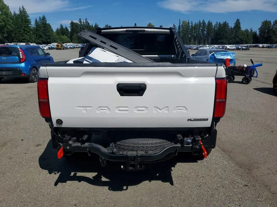 2026 TOYOTA TACOMA TRAILHUNTER HV  