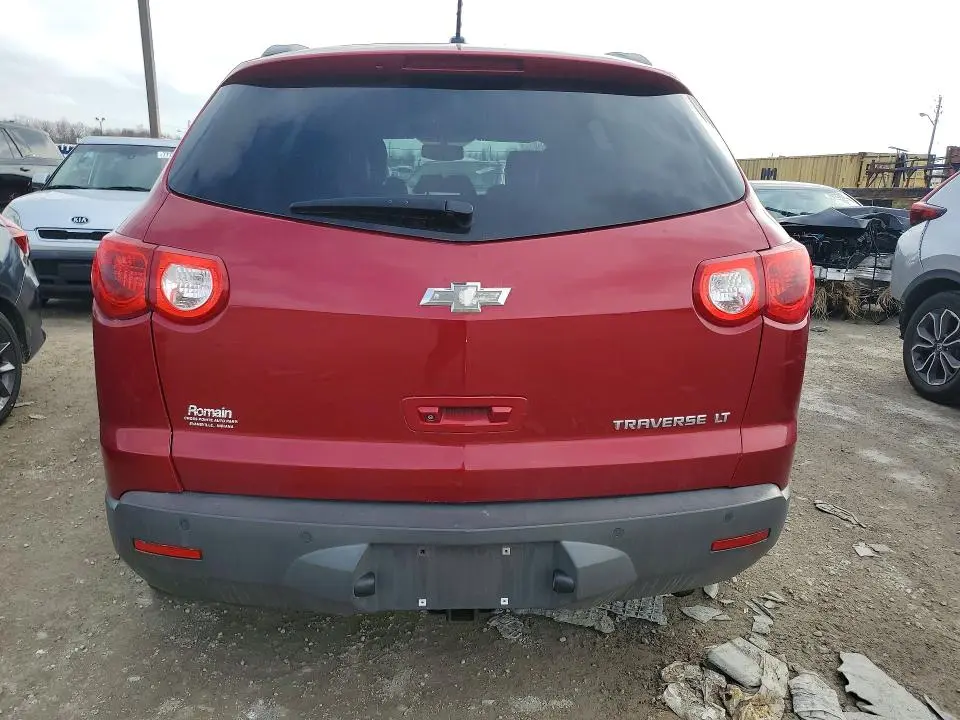 2012 CHEVROLET TRAVERSE LT  