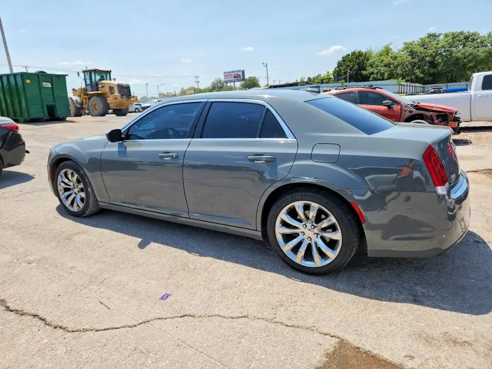 2017 CHRYSLER 300 LIMITED  
