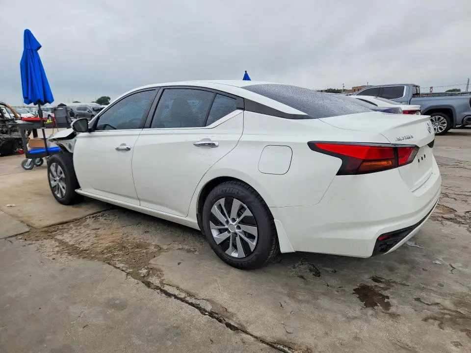 2021 NISSAN ALTIMA S  