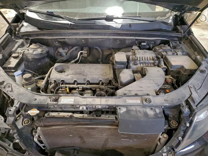 2012 KIA SORENTO BASE  