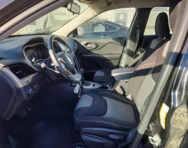 2017 JEEP CHEROKEE SPORT  