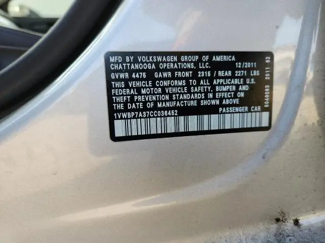 2012 VOLKSWAGEN PASSAT SE  