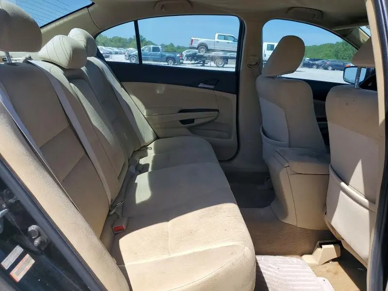 2011 HONDA ACCORD LX  