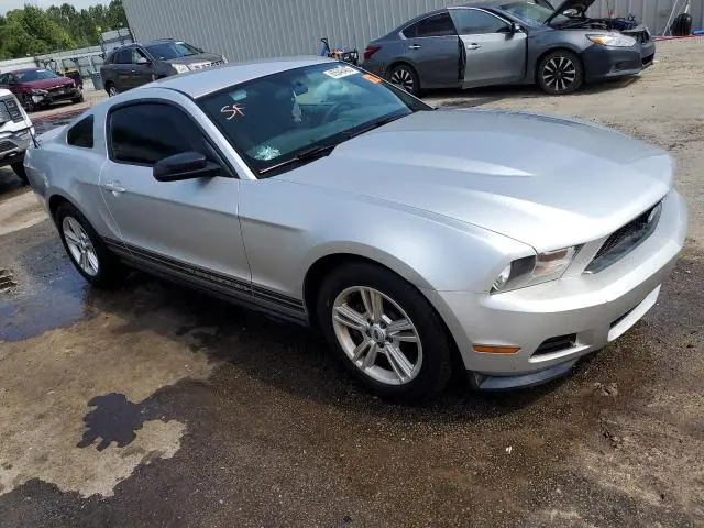 2011 FORD MUSTANG   