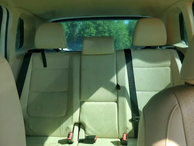 2015 VOLKSWAGEN TIGUAN S  