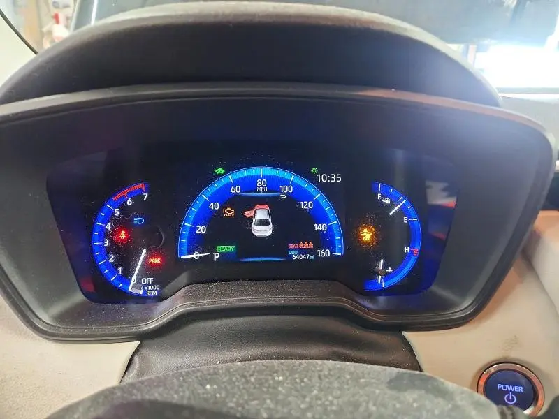 2020 TOYOTA COROLLA LE  