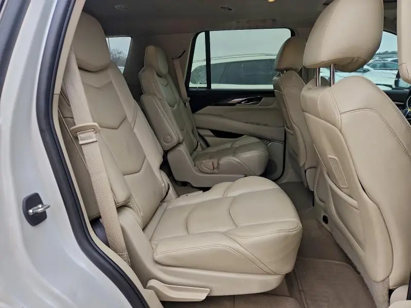 2019 CADILLAC ESCALADE LUXURY  