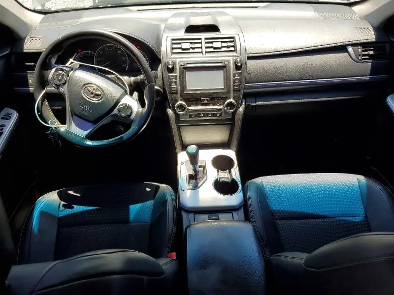 2012 TOYOTA CAMRY SE V6  