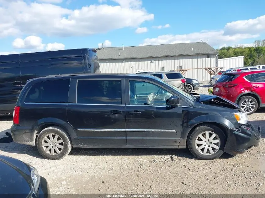 2016 CHRYSLER TOWN & COUNTRY TOURING