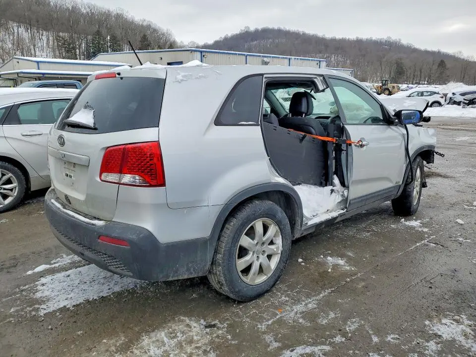 2012 KIA SORENTO BASE  