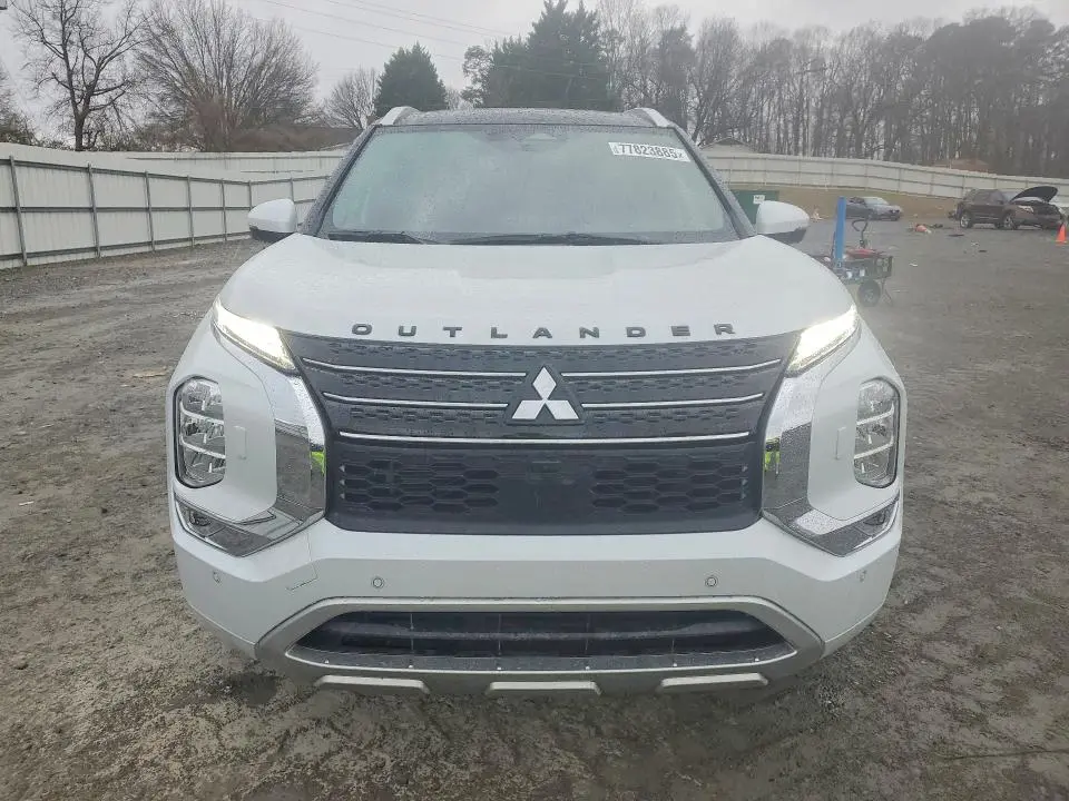 2024 MITSUBISHI OUTLANDER SEL  