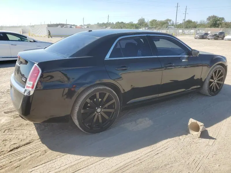 2013 CHRYSLER 300   