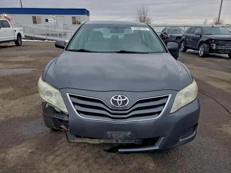 2011 TOYOTA CAMRY BASE  