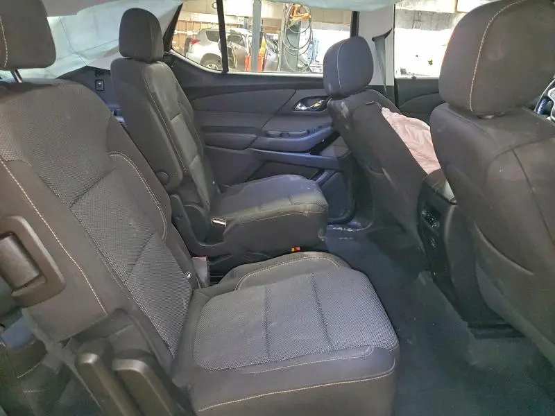 2020 CHEVROLET TRAVERSE LT  