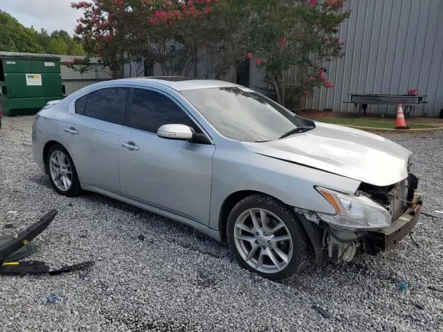 2012 NISSAN MAXIMA S  