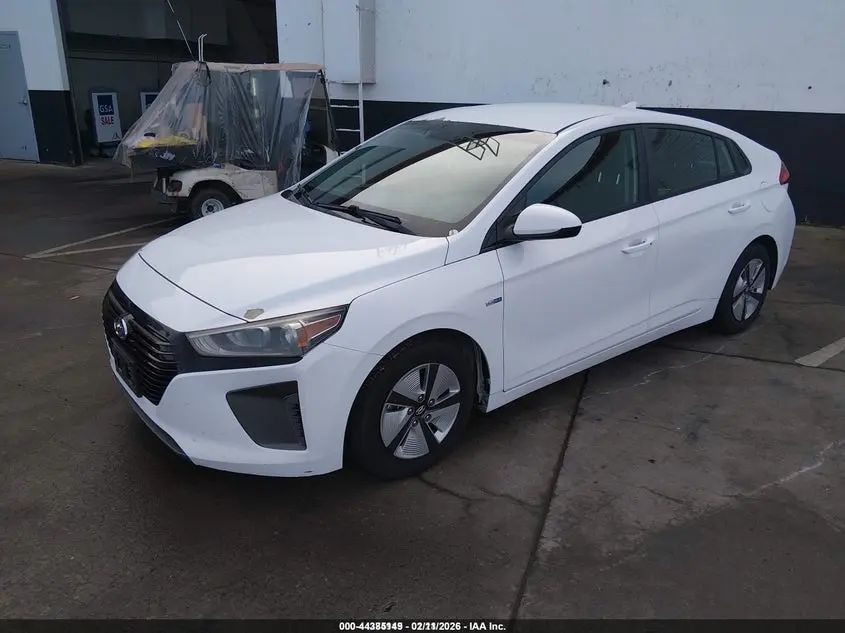 2018 HYUNDAI IONIQ HYBRID BLUE