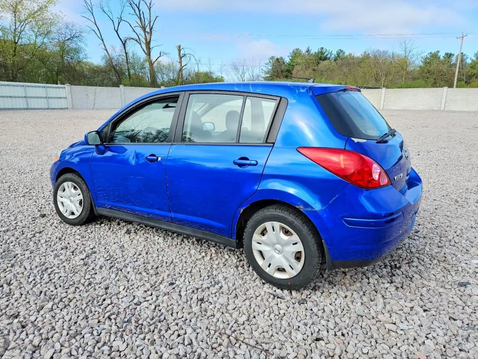 2011 NISSAN VERSA 1.8 S  