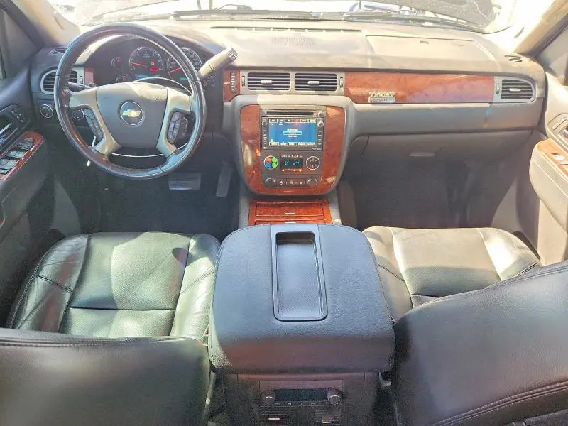 2011 CHEVROLET AVALANCHE LTZ  