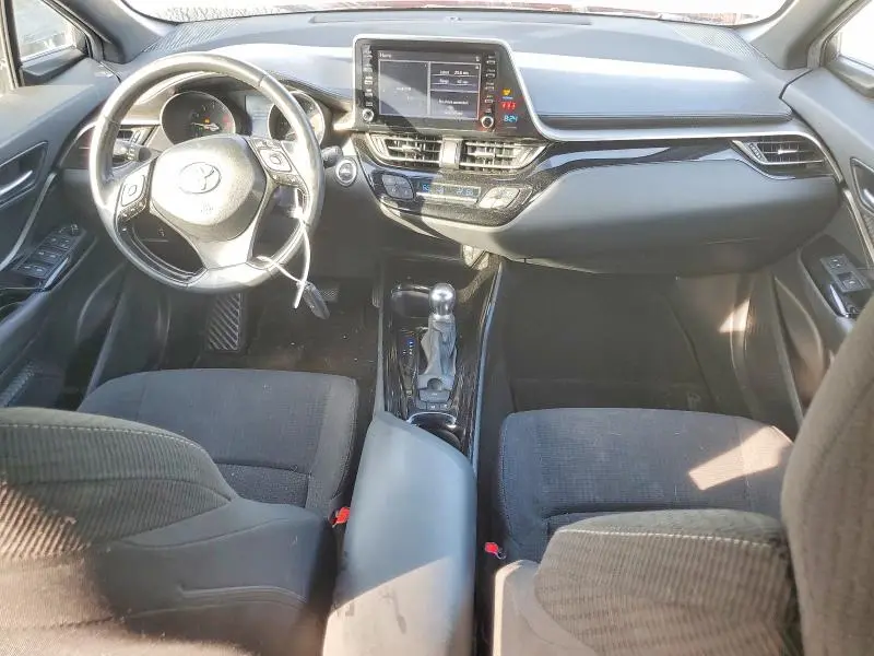 2019 TOYOTA C-HR XLE  