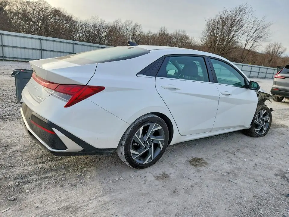 2024 HYUNDAI ELANTRA LIMITED  