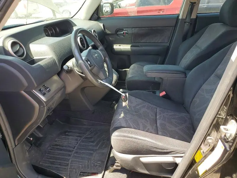 2013 SCION XB BASE  