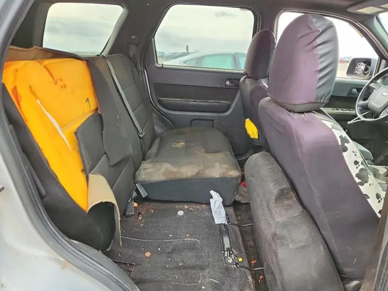 2010 FORD ESCAPE XLT  