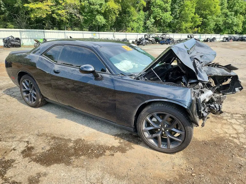 2023 DODGE CHALLENGER SXT  
