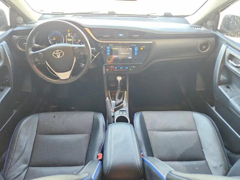 2017 TOYOTA COROLLA SE  