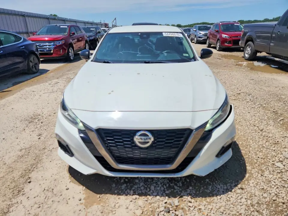 2020 NISSAN ALTIMA SR  