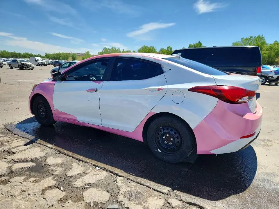2016 HYUNDAI ELANTRA SE  