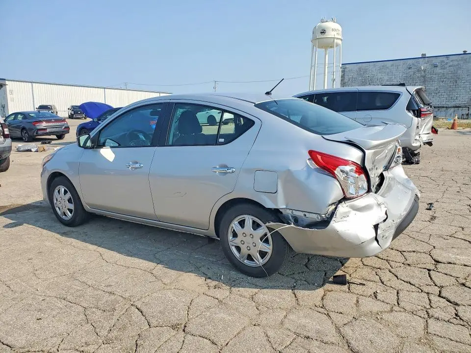 2016 NISSAN VERSA 1.6 SV  
