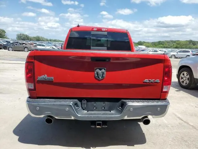2016 RAM 1500 SLT