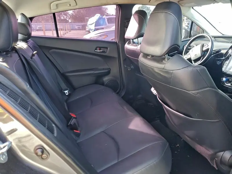 2021 TOYOTA PRIUS PRIME LE  