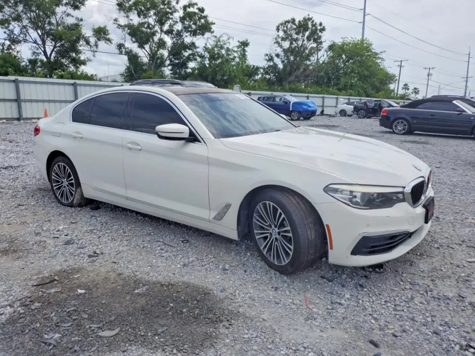 2020 BMW 530 XI  