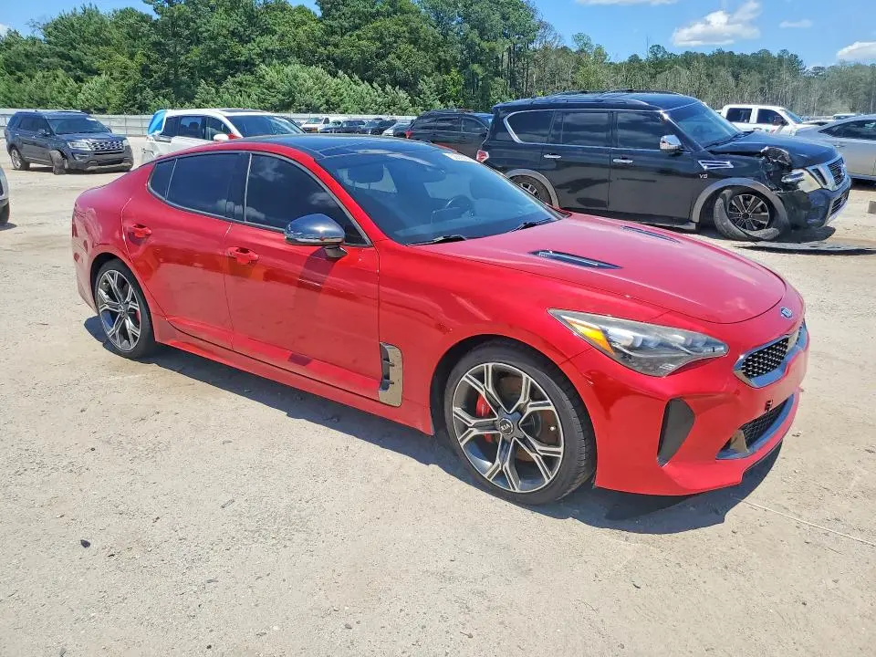 2018 KIA STINGER GT2  