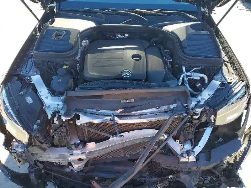 2022 MERCEDES-BENZ GLC 300  