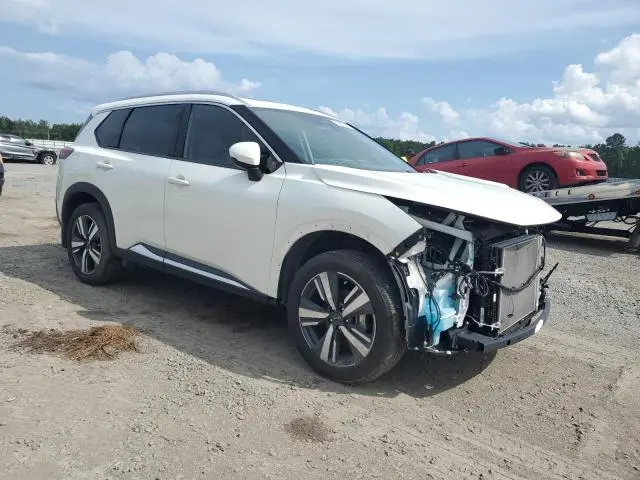 2022 NISSAN ROGUE SL  