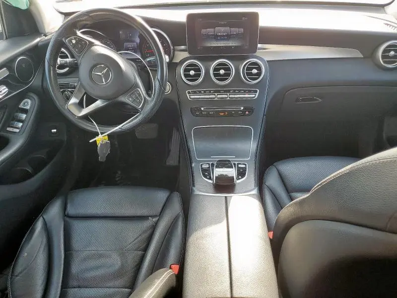 2016 MERCEDES-BENZ GLC 300  