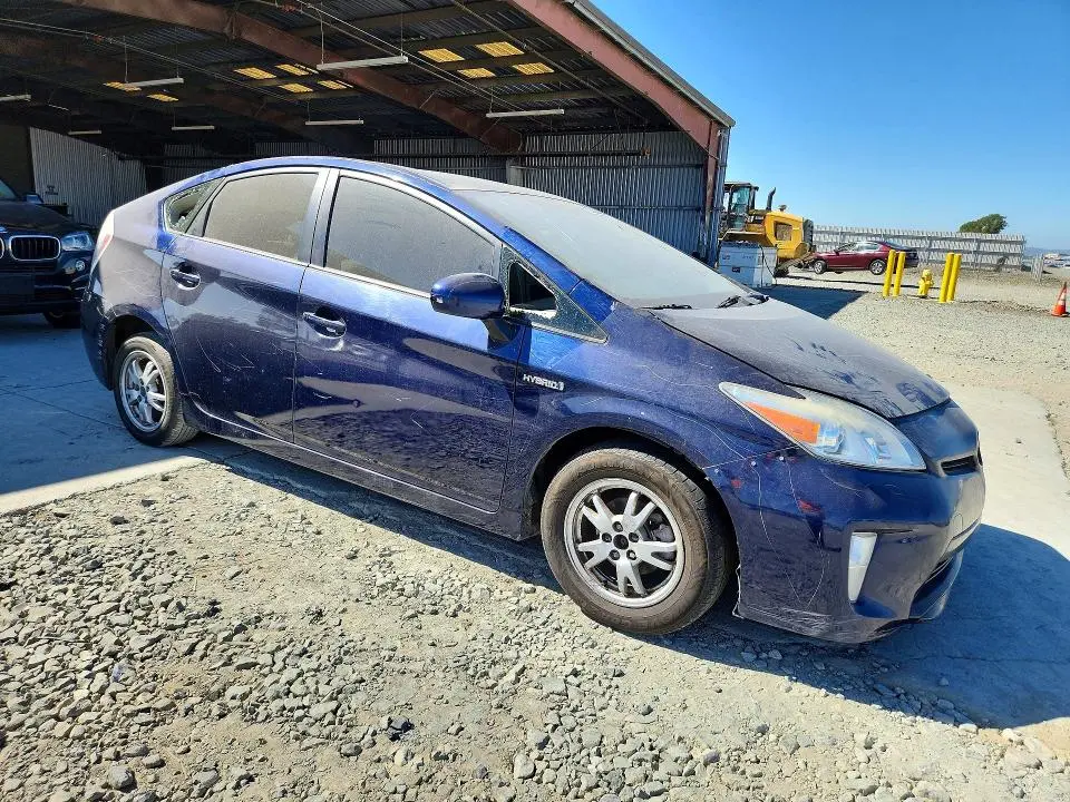 2012 TOYOTA PRIUS TWO  