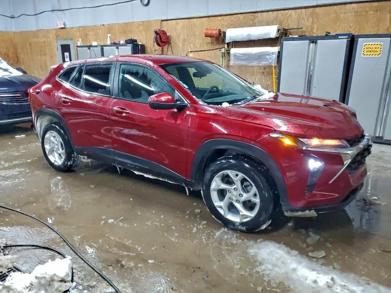 2024 CHEVROLET TRAX LS  